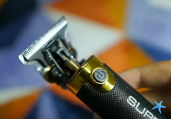 Машинка для стрижки VGR V-082 для волос и бороды &bull; Аккумуляторный триммер с USB-зарядкой, насадками 1/2/3 мм и лезвиями из нержавеющей стали