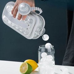 Силиконовая форма для льда ICE CUBE TRAY ∙ Складная бутылка – ледница на 17 шариков