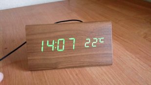 Часы электронные зеленые цифры. VST 862-4 Green clock 15 x 7 x 4 CG10 PR4