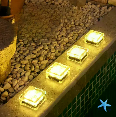 Садовый светильник Ice Cube теплый белый 10&times;6&times;10 см &bull; Уличный LED-фонарь на солнечной батарее для сада, дорожек и ландшафтной подсветки