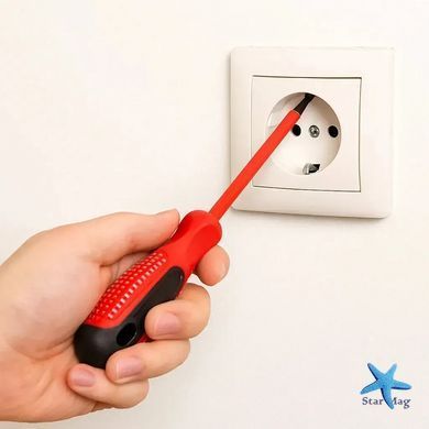 Діелектричні викрутки Screwdriver Set для безпечної роботи з електрикою ∙ Набір діелектричних викруток у чохлі Screwdriver Set 7 шт