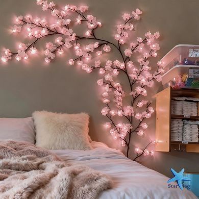 Гирлянда Сакура KAR307 1,8 м 96 LED USB &bull; Декоративная гирлянда KAR307 с цветами, 8 режимами и теплым светом для интерьера и праздников